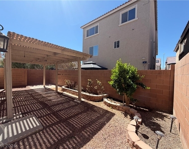 6055 Montana Peak Avenue - Photo Thumbnail 24