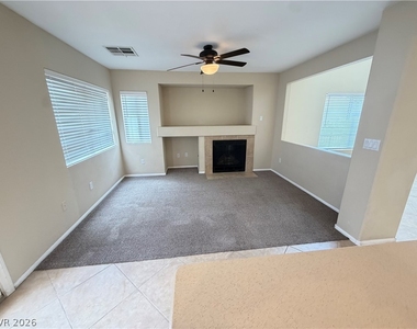 578 Poplar Leaf Street - Photo Thumbnail 8