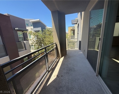 11277 Vision Peak Avenue - Photo Thumbnail 13