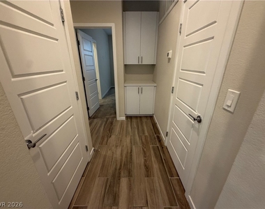 11277 Vision Peak Avenue - Photo Thumbnail 18