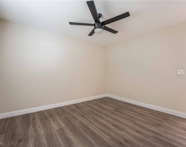 2647 Good Fellows Street - Photo Thumbnail 29