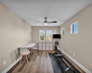 617 Apricot Rose Place - Photo Thumbnail 28