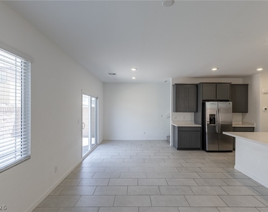 360 Great Ocean Avenue - Photo Thumbnail 7