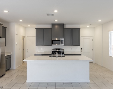 360 Great Ocean Avenue - Photo Thumbnail 14