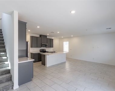 360 Great Ocean Avenue - Photo Thumbnail 10
