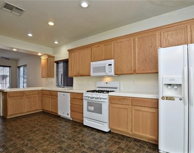 8273 Annual Ridge Street - Photo Thumbnail 4