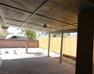 3905 Starflower Court - Photo Thumbnail 12