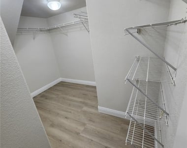 753 Maranello Street - Photo Thumbnail 12
