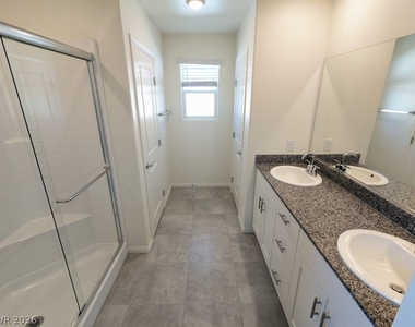 7071 Alabaster Peak Street - Photo Thumbnail 19