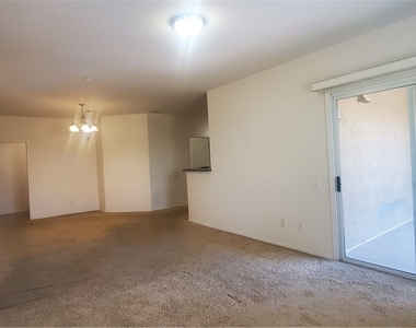 6868 Sky Pointe Drive - Photo Thumbnail 29