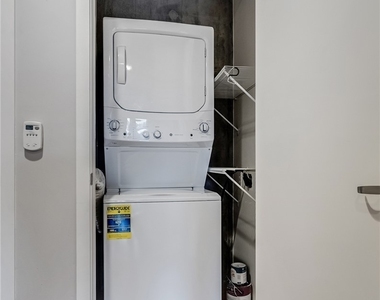 353 E Bonneville Avenue - Photo Thumbnail 14