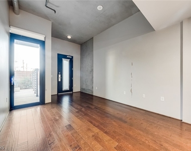 353 E Bonneville Avenue - Photo Thumbnail 2
