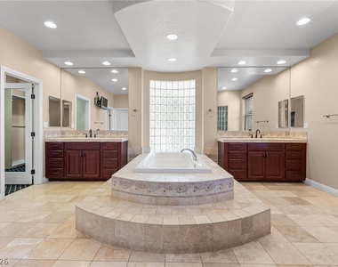 2982 Hammerwood Drive - Photo Thumbnail 47