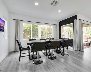 8117 Aster Meadow Way - Photo Thumbnail 14