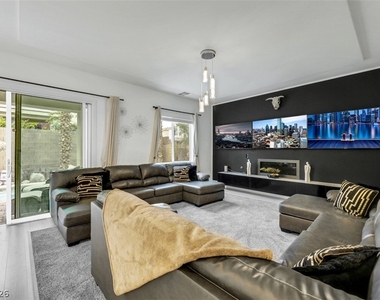 8117 Aster Meadow Way - Photo Thumbnail 5