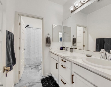 8117 Aster Meadow Way - Photo Thumbnail 38