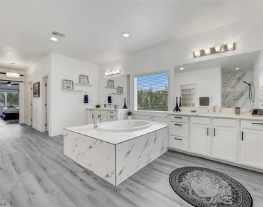 8117 Aster Meadow Way - Photo Thumbnail 31
