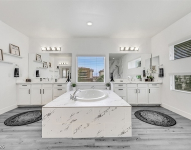 8117 Aster Meadow Way - Photo Thumbnail 30