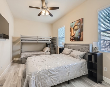 8117 Aster Meadow Way - Photo Thumbnail 41