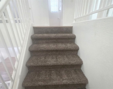 977 Cardelina Lane - Photo Thumbnail 6