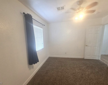977 Cardelina Lane - Photo Thumbnail 10
