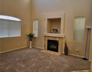 9116 Hampstead Avenue - Photo Thumbnail 29