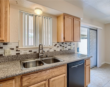 8053 Cetus Circle - Photo Thumbnail 2
