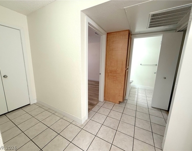 7100 Pirates Cove Road - Photo Thumbnail 14
