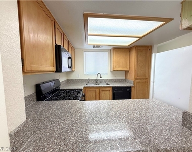 7100 Pirates Cove Road - Photo Thumbnail 1