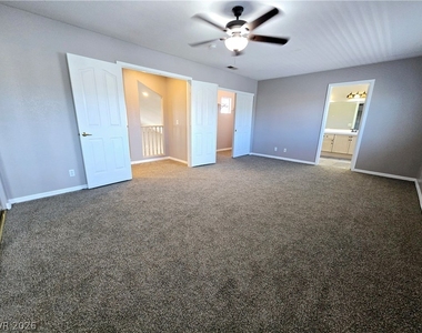 3759 Funston Way - Photo Thumbnail 5