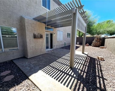 3759 Funston Way - Photo Thumbnail 16