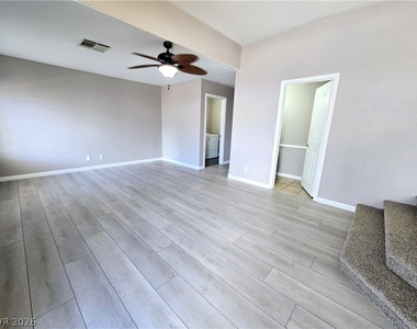 3759 Funston Way - Photo Thumbnail 18