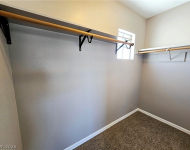 3759 Funston Way - Photo Thumbnail 9