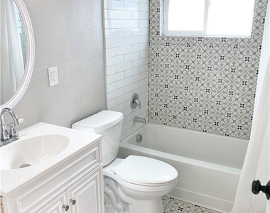 316 11 Street - Photo Thumbnail 5