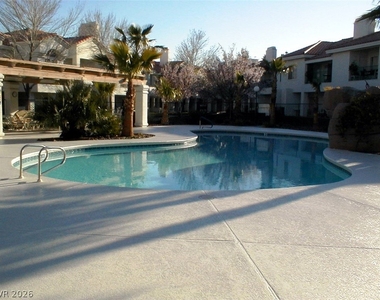 7605 Rolling View Drive - Photo Thumbnail 35