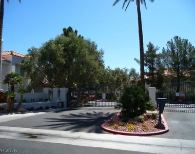 7605 Rolling View Drive - Photo Thumbnail 29