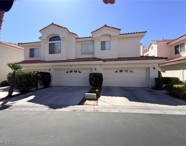 7605 Rolling View Drive - Photo Thumbnail 1