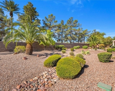 499 Elm Hollow Court - Photo Thumbnail 32