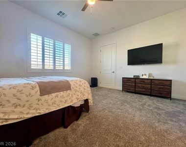 116 Ibiza Lake Drive - Photo Thumbnail 24