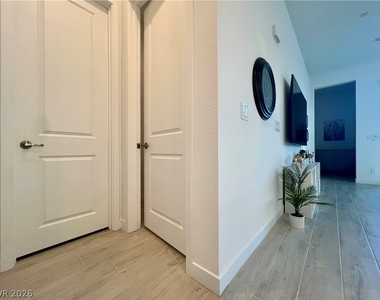 116 Ibiza Lake Drive - Photo Thumbnail 22