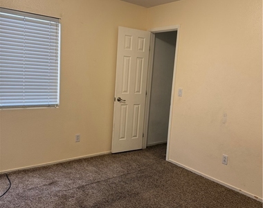 9764 Sedona Shrine Avenue - Photo Thumbnail 11