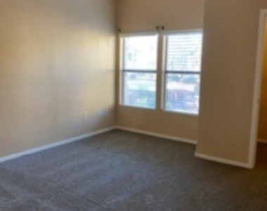 8250 N Grand Canyon Drive - Photo Thumbnail 9