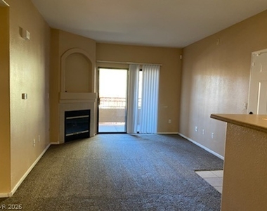8250 N Grand Canyon Drive - Photo Thumbnail 2