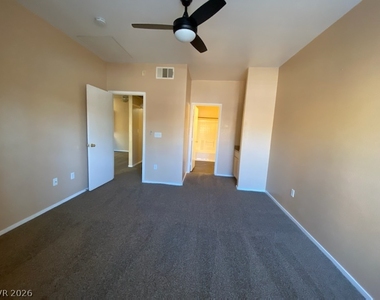 8250 N Grand Canyon Drive - Photo Thumbnail 10