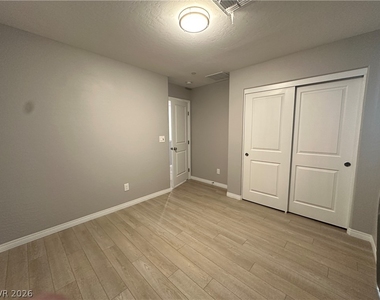 486 Granite Arch Street - Photo Thumbnail 16