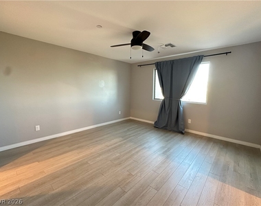 486 Granite Arch Street - Photo Thumbnail 8