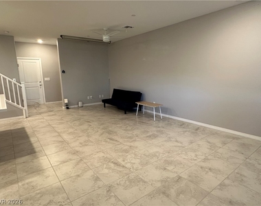 486 Granite Arch Street - Photo Thumbnail 2