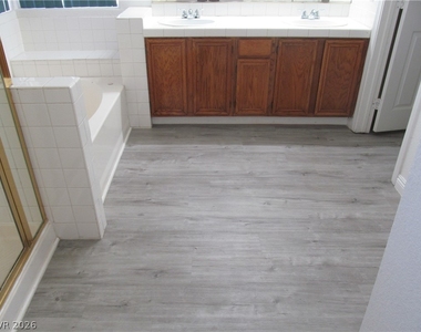 3982 Round Wood Street - Photo Thumbnail 19