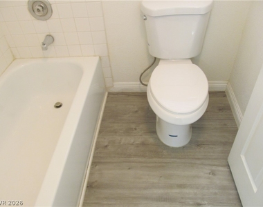3982 Round Wood Street - Photo Thumbnail 23