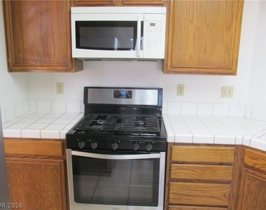3982 Round Wood Street - Photo Thumbnail 10